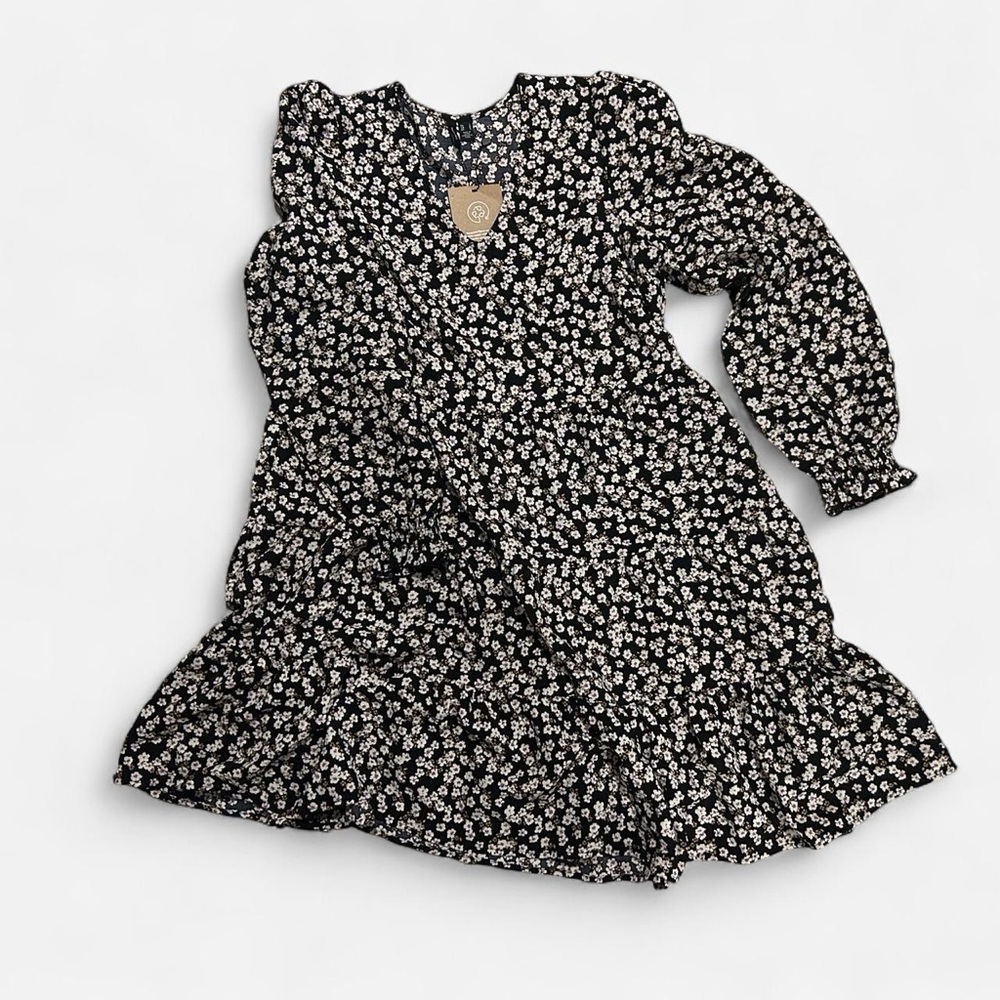 Vero Moda Black and White Floral Mini Dress